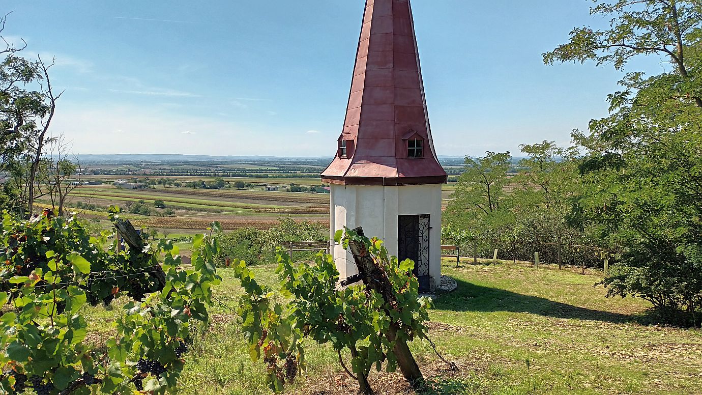 Kellergasse Galgenberg - Kirchturm